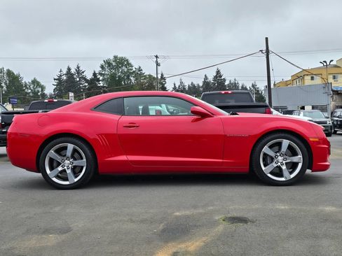 Used 2011 Chevrolet Camaro SS w/ RS Package RWD image 8
