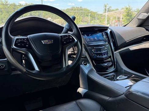 Used 2017 Cadillac Escalade Platinum AWD/4WD image 28