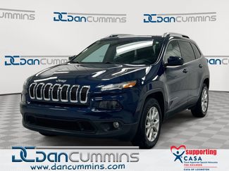 Used 2018 Jeep Cherokee Latitude w/ Cold Weather Group AWD/4WD video 1
