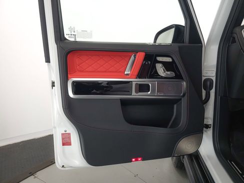 Certified 2025 Mercedes-Benz G 63 AMG 4MATIC image 5