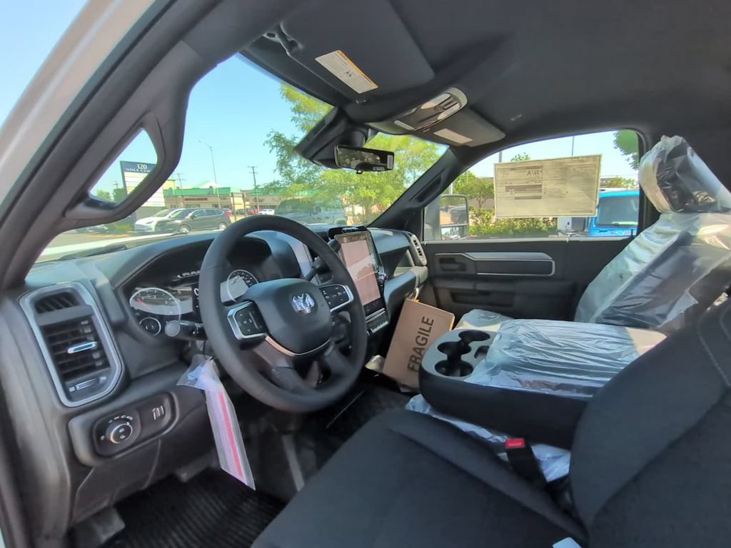 New 2026 RAM 4500 Tradesman AWD/4WD image 23
