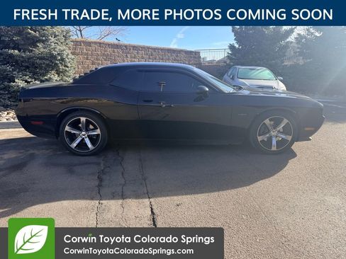 Used 2014 Dodge Challenger R/T image 10