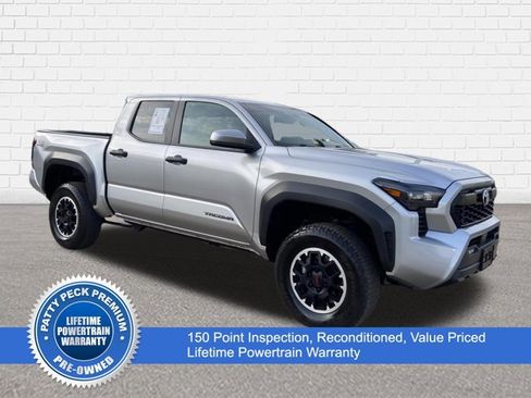 Used 2024 Toyota Tacoma TRD Off-Road image 1