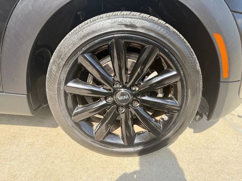 Used 2016 MINI Cooper 4-Door Hardtop image 34