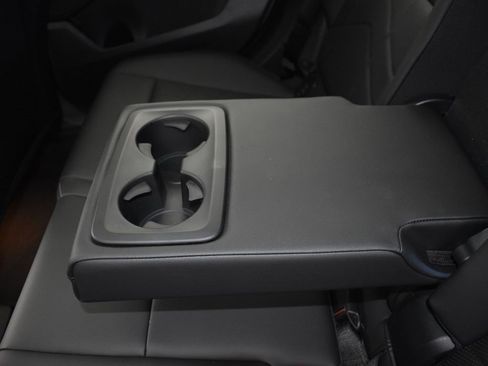 Used 2025 BMW X2 xDrive28i image 17