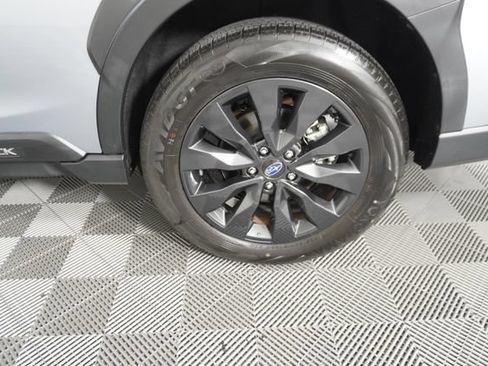 Certified 2024 Subaru Outback Onyx Edition XT AWD/4WD image 18