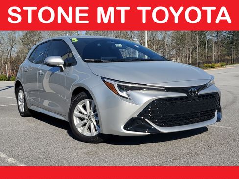 Used 2025 Toyota Corolla SE w/ SE Package image 1