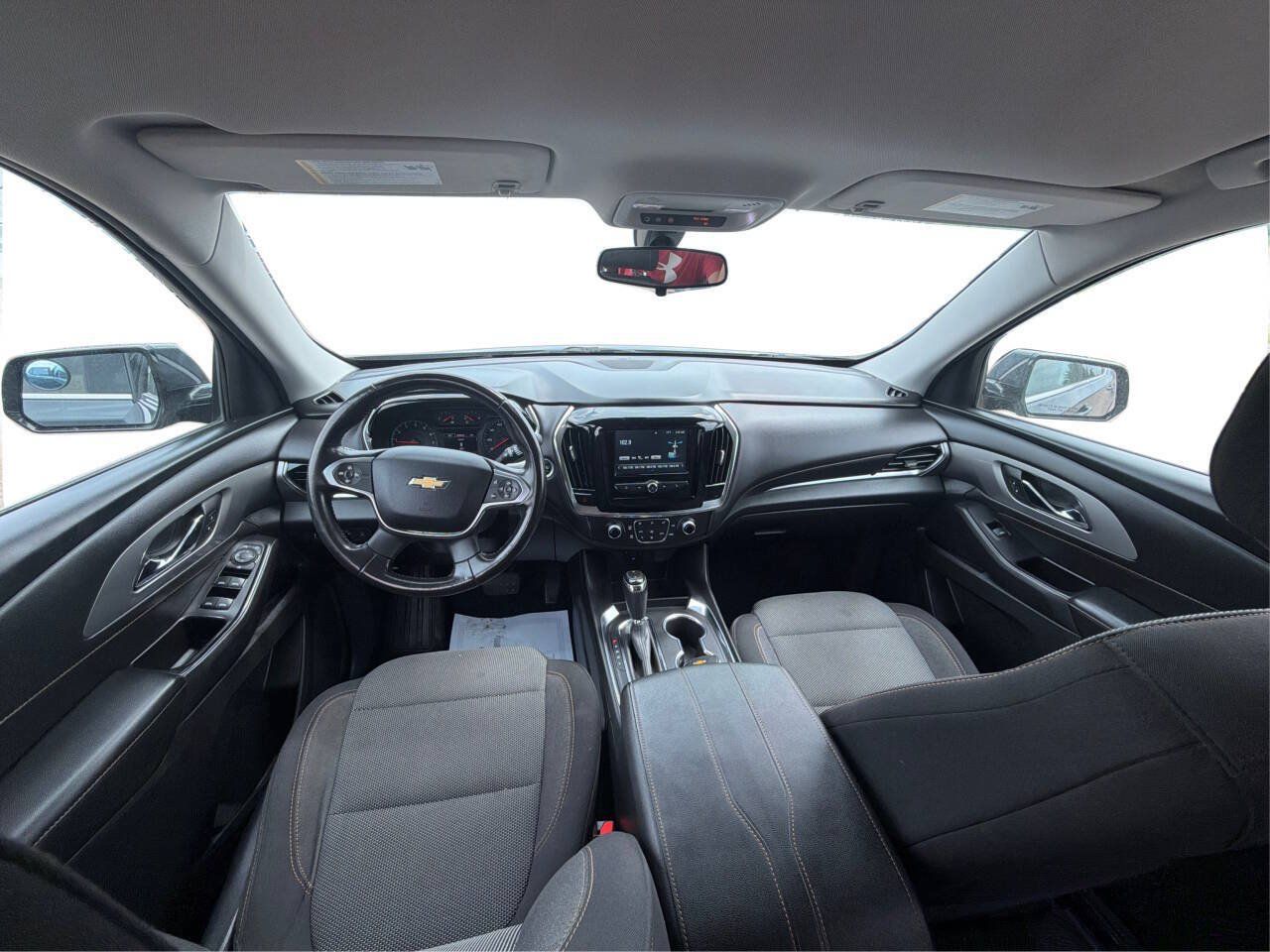 Used 2018 Chevrolet Traverse LT w/ LPO, 'HIT The Road' Package FWD image 22