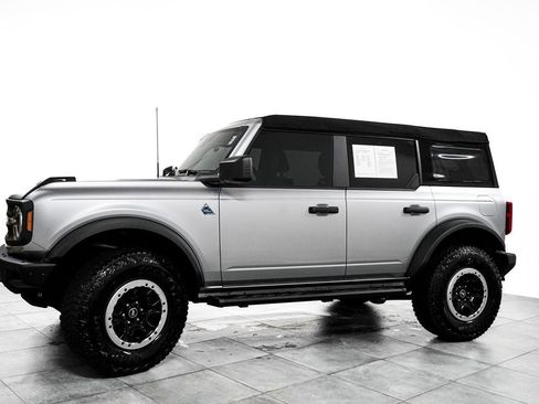 Certified 2024 Ford Bronco Black Diamond w/ Sasquatch Package AWD/4WD image 4