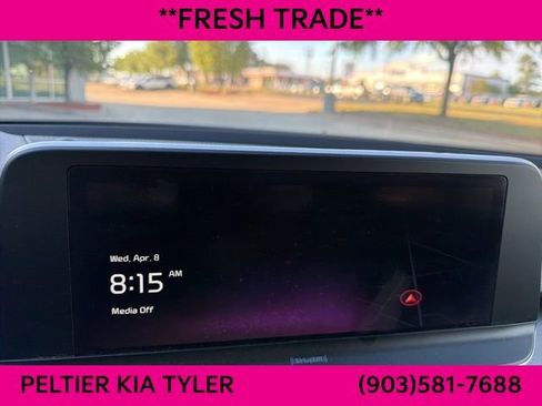 Used 2022 Kia Telluride LX image 20