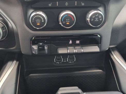 Used 2023 RAM 1500 Big Horn AWD/4WD image 19