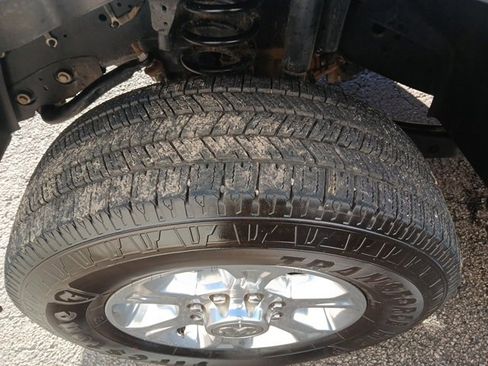 Used 2024 RAM 2500 Big Horn w/ Sport Appearance Package image 22