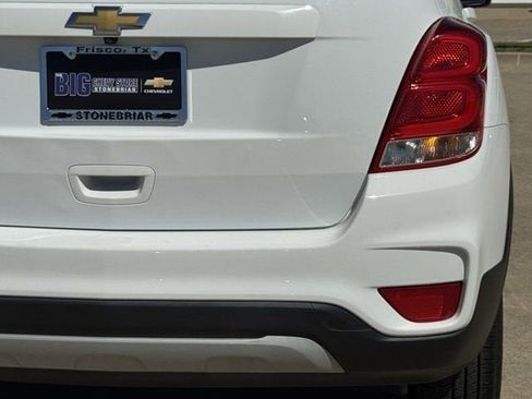 Used 2021 Chevrolet Trax LT image 7