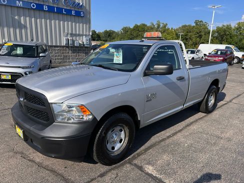 Used 2019 RAM 1500 Tradesman w/ Popular Equipment Group RWD image 7