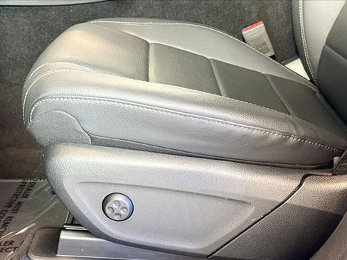 Used 2024 Mercedes-Benz GLE 350 4MATIC image 18
