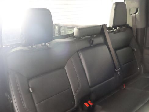 Used 2025 GMC Sierra 1500 SLT AWD/4WD image 47