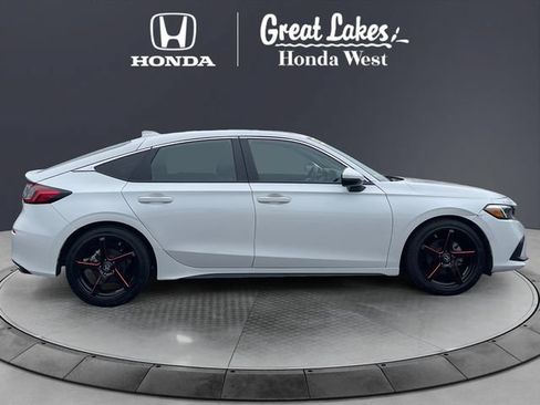 Used 2024 Honda Civic Sport Touring image 6