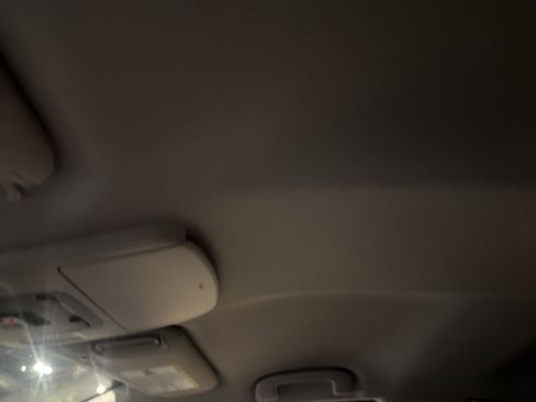 Used 2022 Toyota Camry SE w/ Carpet Mat Package (TMS) image 10