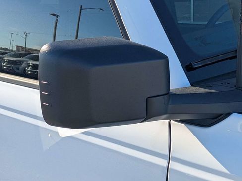 New 2025 Ford Bronco Badlands image 8