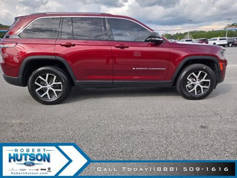 Used 2023 Jeep Grand Cherokee Limited RWD image 5