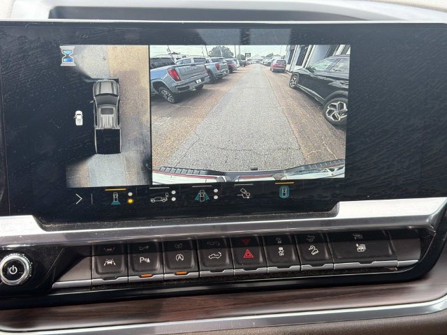 Used 2023 GMC Sierra 1500 SLT w/ SLT Premium Plus Package AWD/4WD image 31