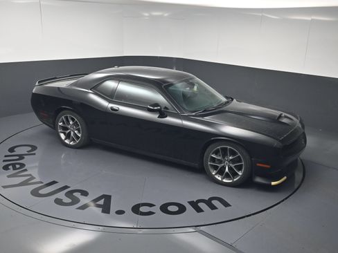Used 2022 Dodge Challenger GT RWD image 23