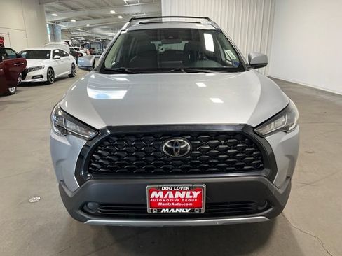 Used 2022 Toyota Corolla Cross LE w/ Moonroof Package AWD/4WD image 8