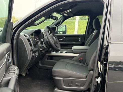 New 2026 RAM 2500 Big Horn AWD/4WD image 15