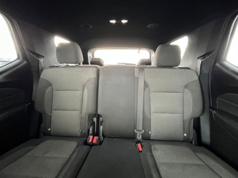 Used 2023 Chevrolet Traverse LT FWD image 39
