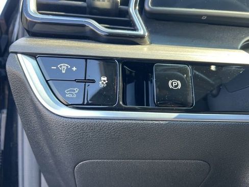 Certified 2023 Kia Sportage X-Line w/ X-Line Premium Package image 11