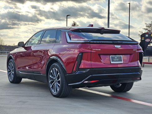 Used 2024 Cadillac Lyriq Sport w/ Nappa Leather Package image 4