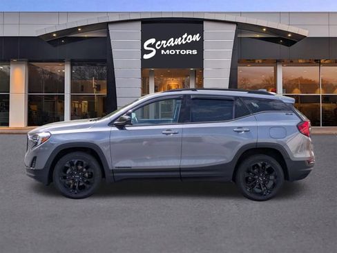 Used 2021 GMC Terrain SLE w/ Driver Convenience Package AWD/4WD image 2