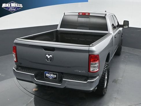 Used 2024 RAM 2500 Tradesman w/ Chrome Appearance Group AWD/4WD image 15