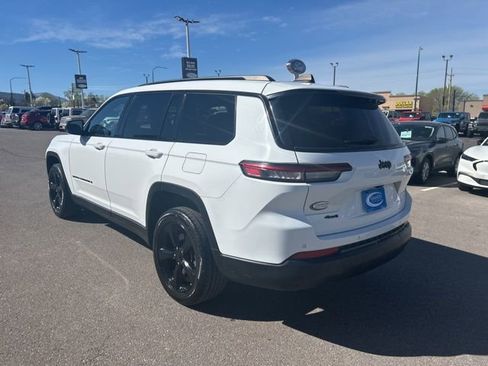 Used 2023 Jeep Grand Cherokee L Laredo AWD/4WD image 7