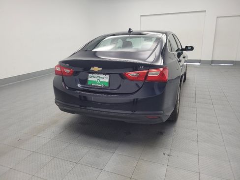 Used 2017 Chevrolet Malibu LT FWD image 7