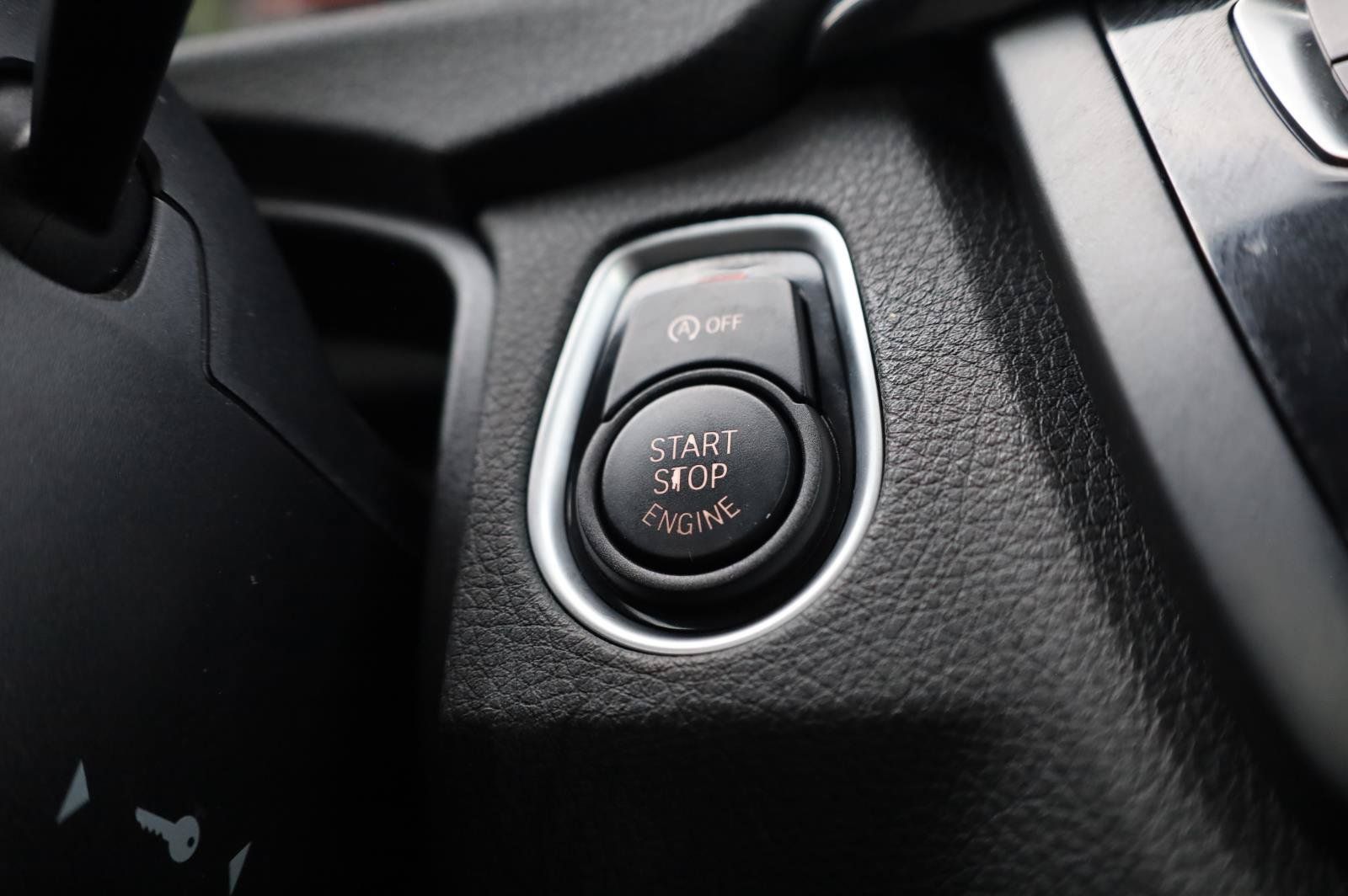 Used 2015 BMW M4 Coupe RWD image 34