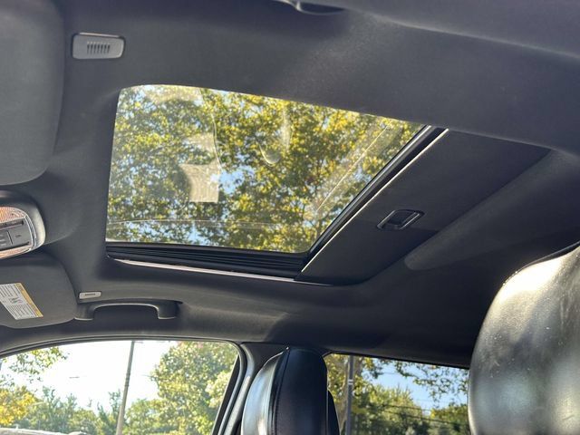 Certified 2020 Jeep Grand Cherokee Limited AWD/4WD image 11