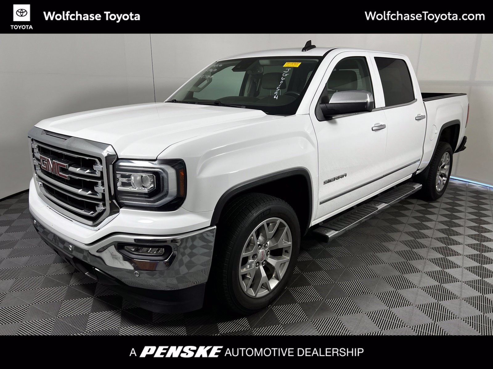 Used 2018 GMC Sierra 1500 SLT w/ Enhanced Driver Alert Package RWD image 1