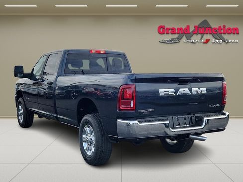 New 2026 RAM 2500 Big Horn AWD/4WD image 6