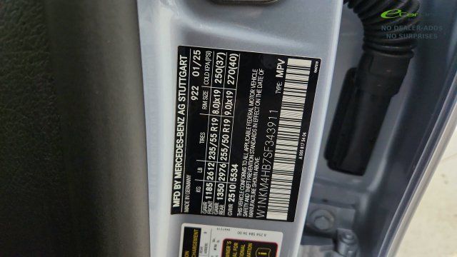Used 2025 Mercedes-Benz GLC 300 4MATIC image 70