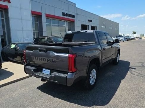 Used 2025 Toyota Tundra SR5 w/ SR5 Convenience Package AWD/4WD image 6