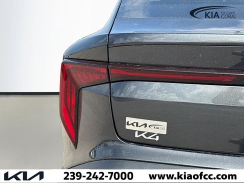 New 2025 Kia K4 LXS image 10