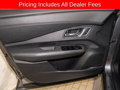 Certified 2023 Nissan Ariya FWD image 11