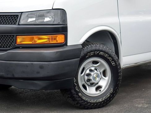 Used 2024 Chevrolet Express 2500 Extended w/ Driver Convenience Package RWD image 4