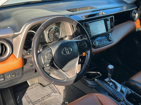 Used 2017 Toyota RAV4 Limited w/ Advanced Technology Package image 9