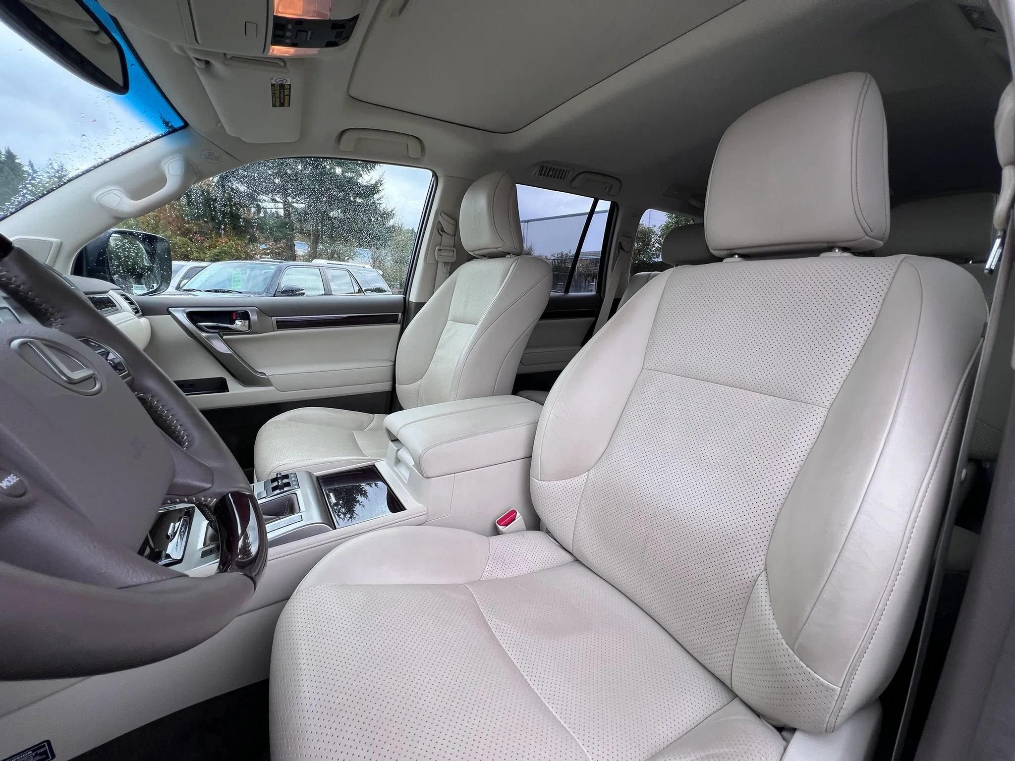 Used 2014 Lexus GX 460 Luxury AWD/4WD image 18