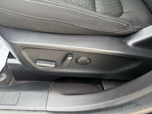 Used 2023 Ford Escape Active w/ Tech Pack #1 AWD/4WD image 16