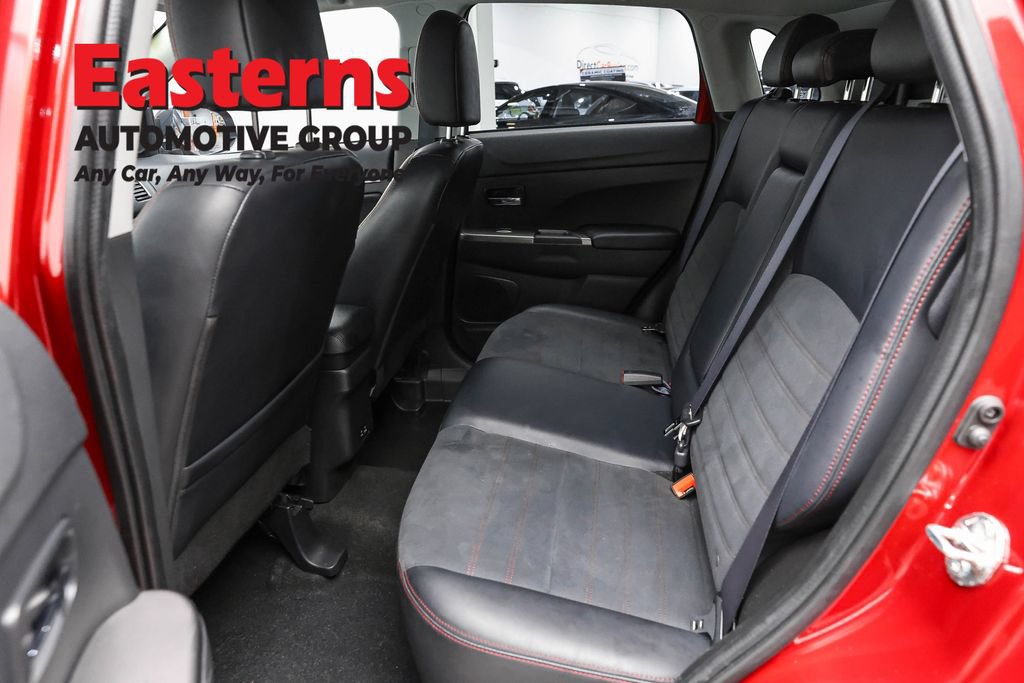 Used 2025 Mitsubishi Outlander Sport SE AWD/4WD image 24