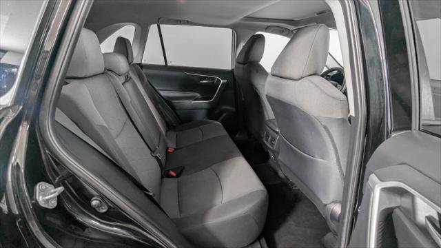 Used 2019 Toyota RAV4 XLE FWD image 21