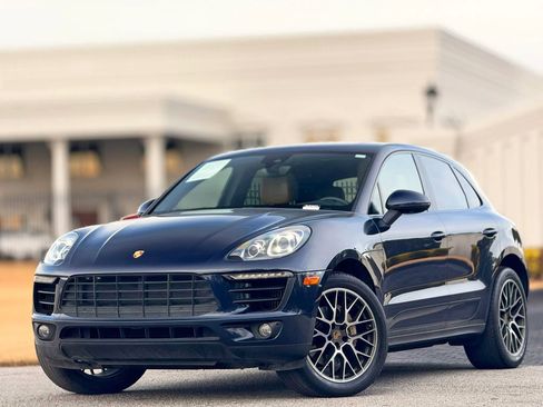 Used 2017 Porsche Macan S image 2